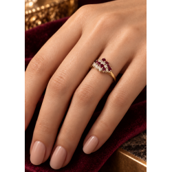 Pre Owned 18ct Ruby and Diamond Ring ZC40